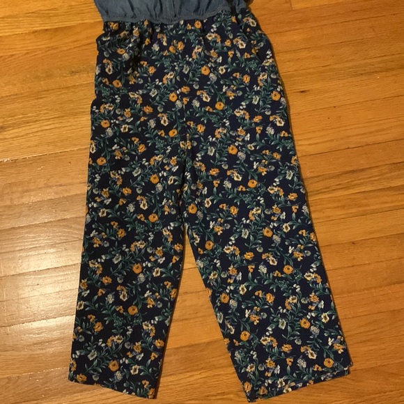 Denim romper with floral legs - Picture 3 of 3